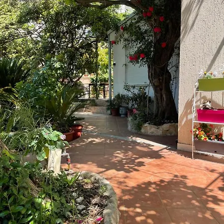 Marghareta Apartment